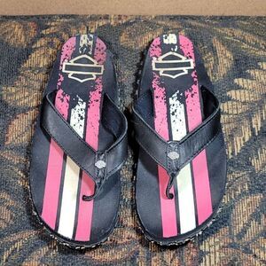 Rare Harley-Davidson Women's Black, Pink, and White Flip Flop Sandals